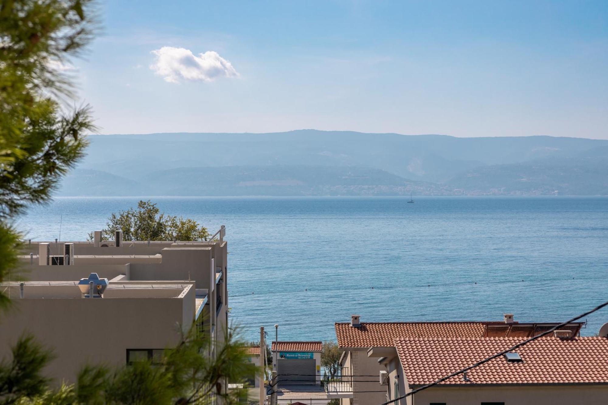 Apartments By The Sea Duce, Omis - 946 Экстерьер фото