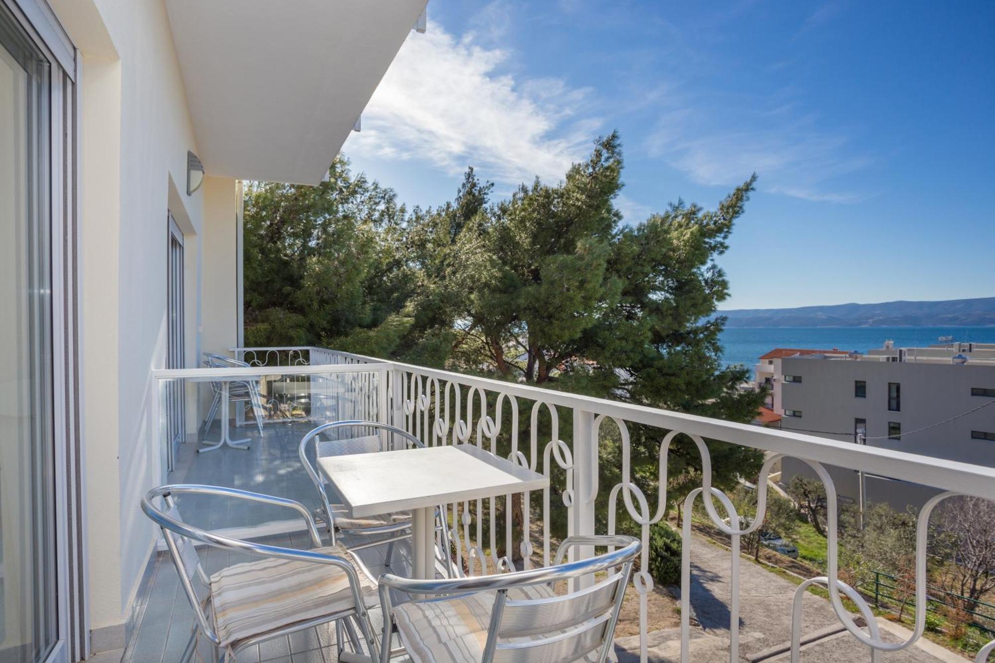 Apartments By The Sea Duce, Omis - 946 Экстерьер фото