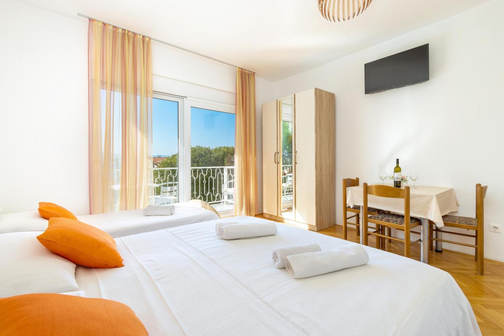 Apartments By The Sea Duce, Omis - 946 Номер фото