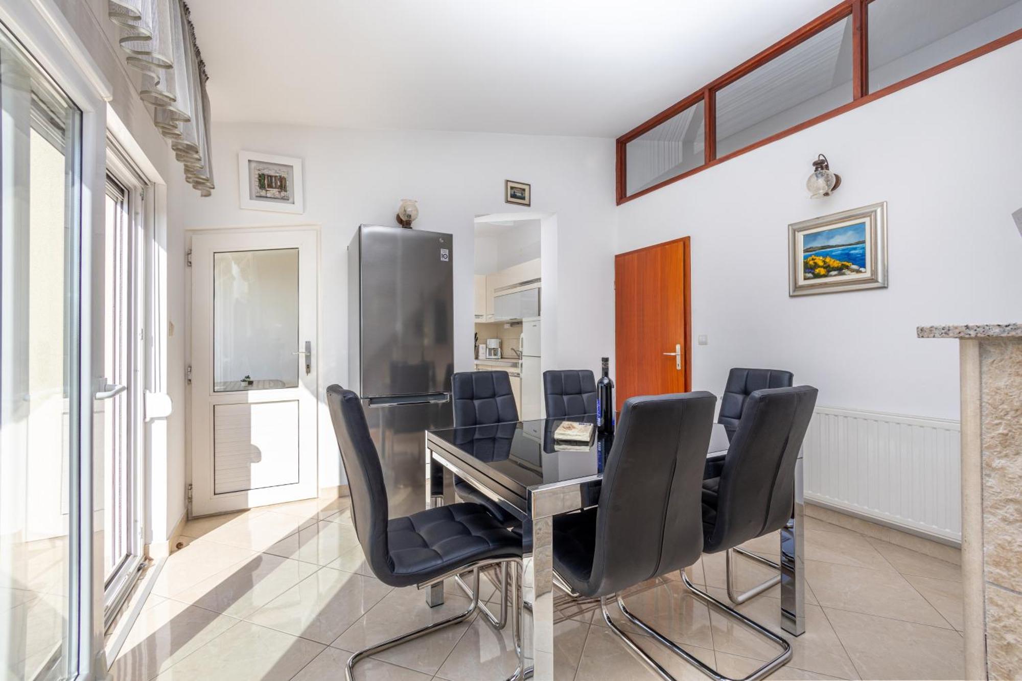 Apartments By The Sea Duce, Omis - 946 Номер фото