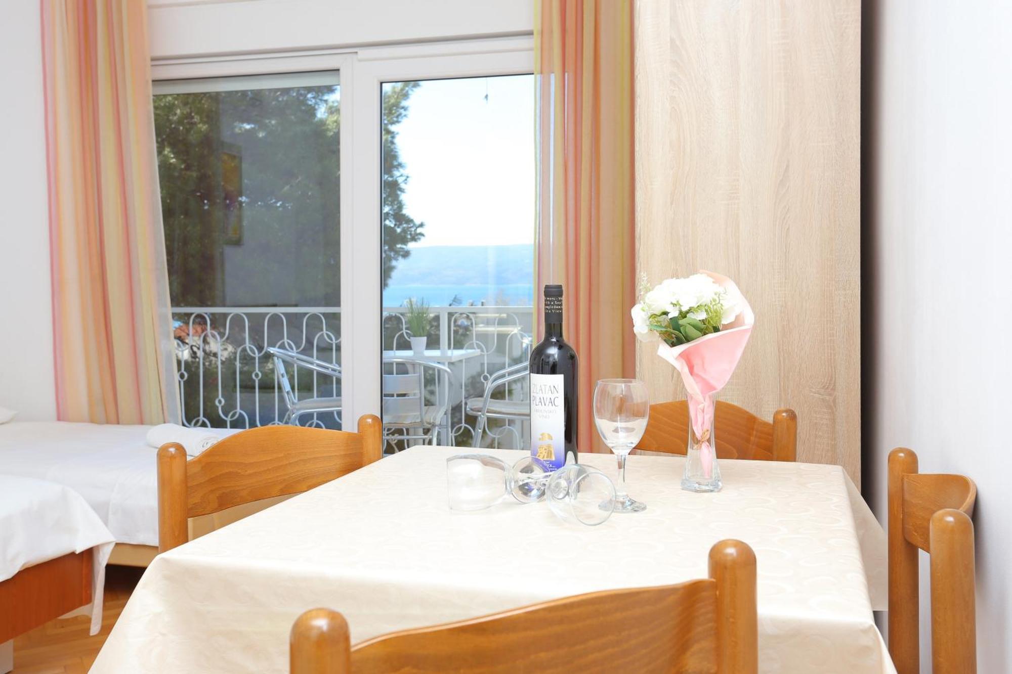 Apartments By The Sea Duce, Omis - 946 Номер фото